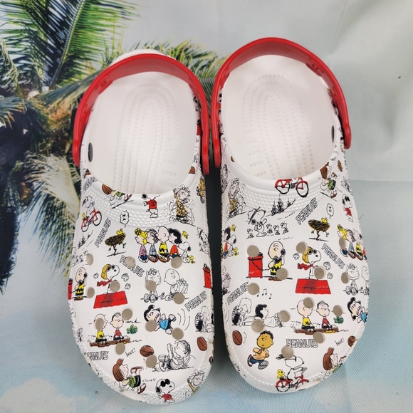Crocs Classic Clogs X Peanuts Mens 9 Womens 11 - Picture 3 of 12